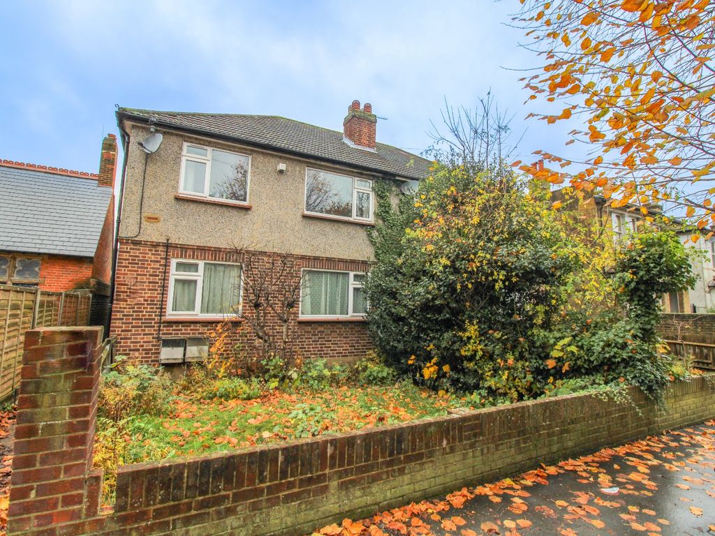 2 bed flat for sale in Clyde Road, Croydon CR0, £300,000