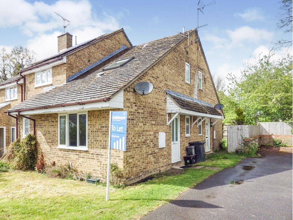 1 bed terraced house to rent in Blakes Avenue, Witney, Oxfordshire OX28
