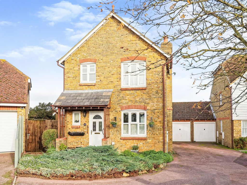 3 bed detached house for sale in Murton Place, Seasalter Road, Graveney