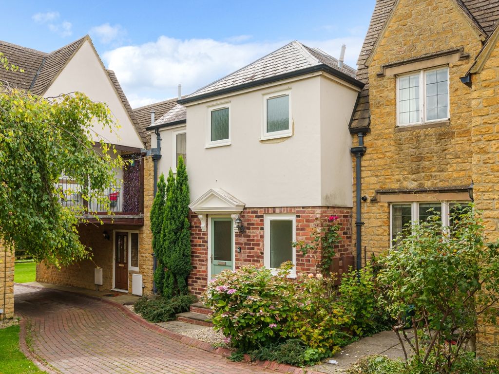 2 bed cottage to rent in Southam Road, Prestbury, Cheltenham GL52, £
