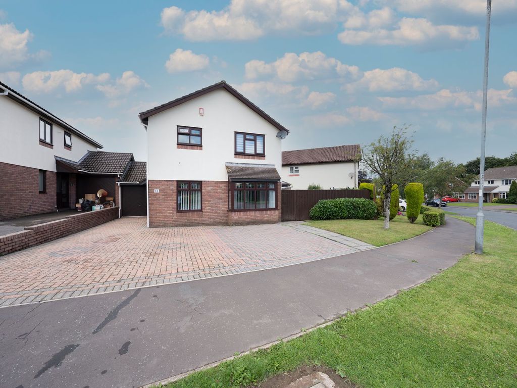 4 bed detached house for sale in Ruskin Avenue, Rogerstone NP10 Zoopla