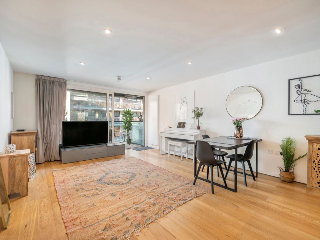 3 bed flat for sale in Reliance Wharf, Hertford Road N1, £750,000 Zoopla