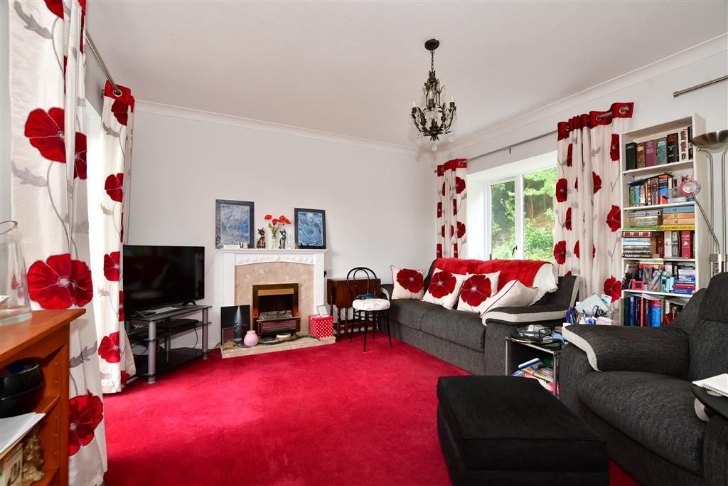 Bramble Close, Redhill, Surrey RH1  