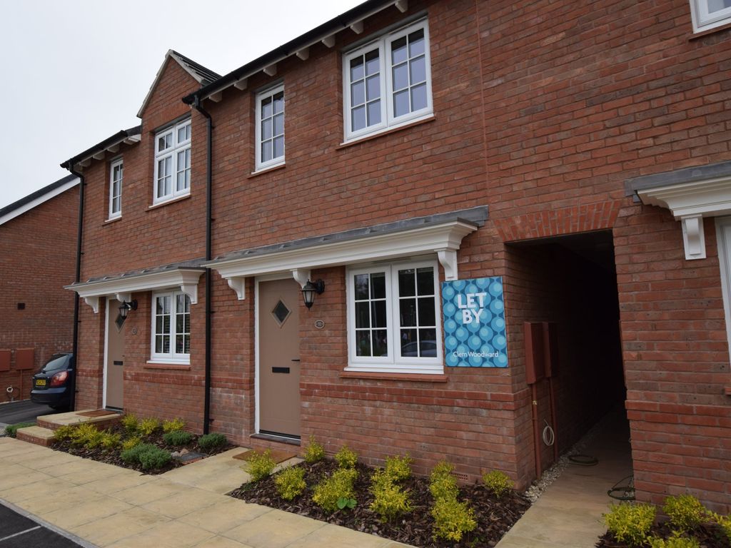 2 bed terraced house to rent in Furs Close, Monkton Heathfield, Taunton