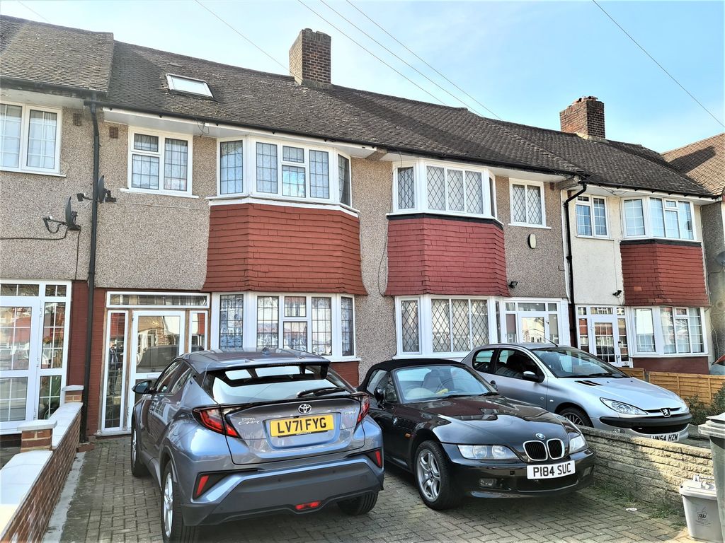 Longhill Road, London SE6