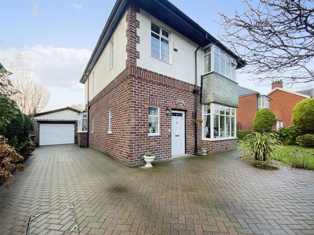 3 bed detached house for sale in Higher Walton Road, WaltonLeDale
