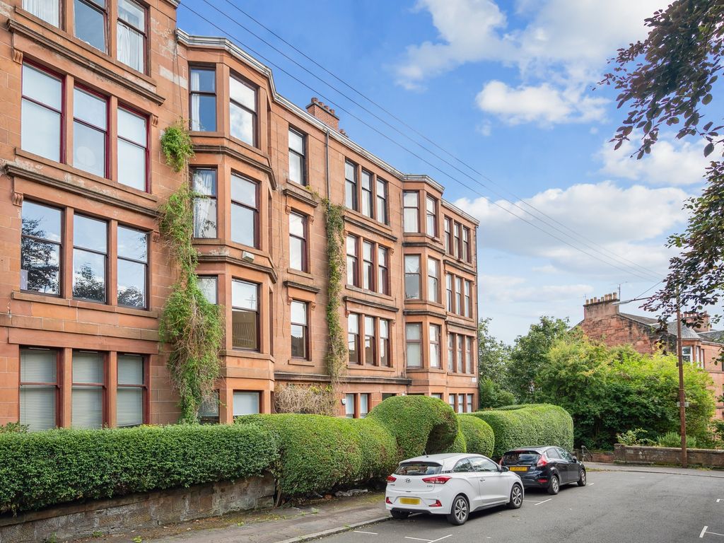 3 bed flat for sale in Kelvinside Gardens East, North Kelvinside, Glasgow G20, £279,000 Zoopla