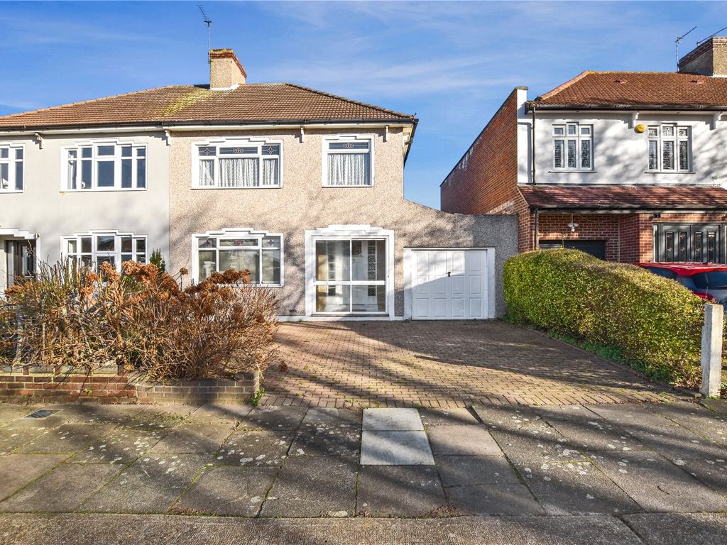 3 bed semidetached house for sale in Ranleigh Gardens, Bexleyheath DA7