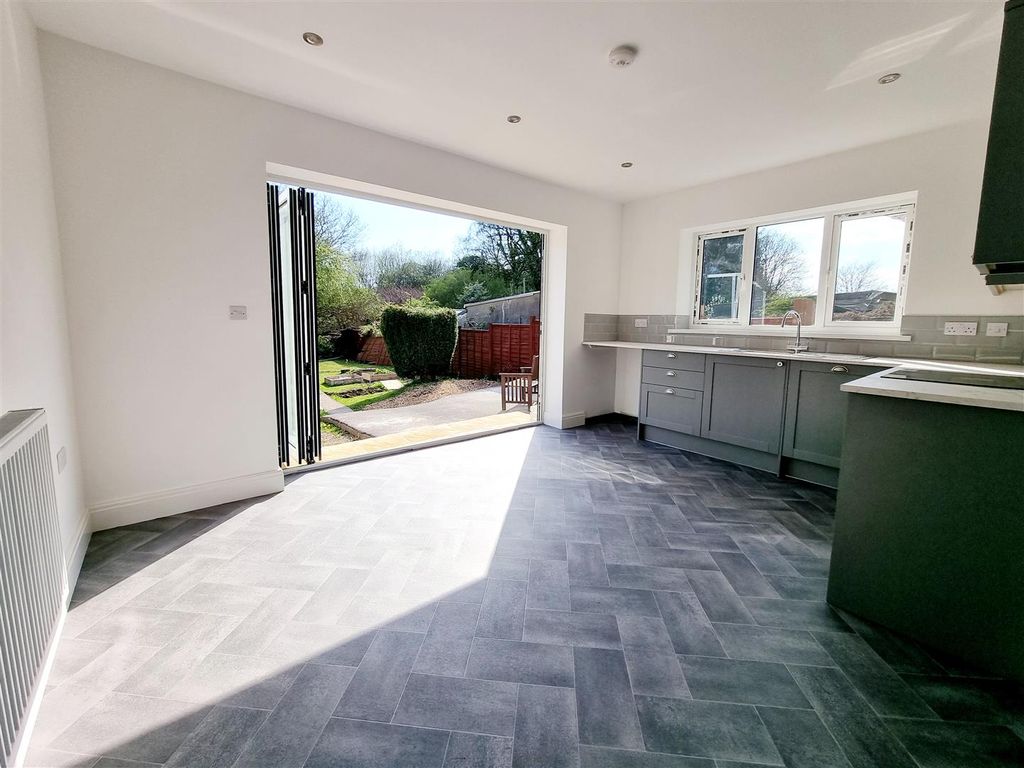 3 bed semidetached house for sale in AelYBryn Road, Fforestfach