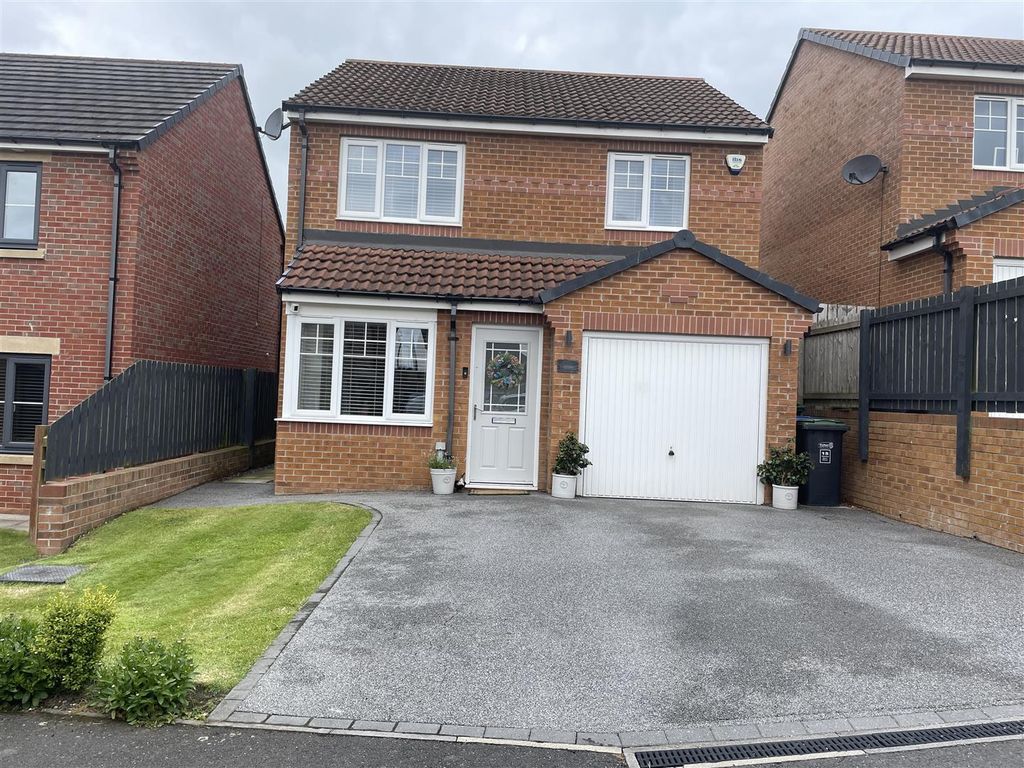 3 bed detached house for sale in Chester Burn Close, Pelton Fell