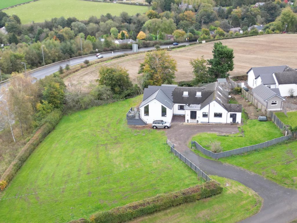 5 bed detached house to rent in Orchard Cottage, Larkhall ML9, £2,500 pcm Zoopla