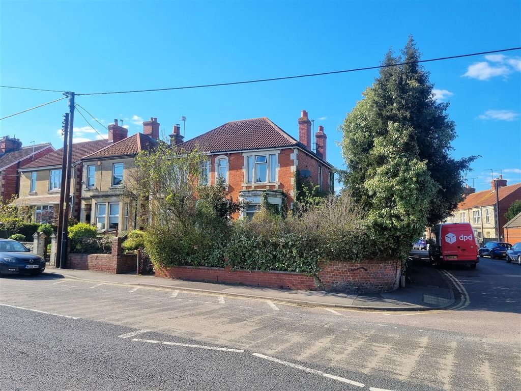 2 bed semidetached house for sale in Frome Road, Trowbridge BA14 Zoopla