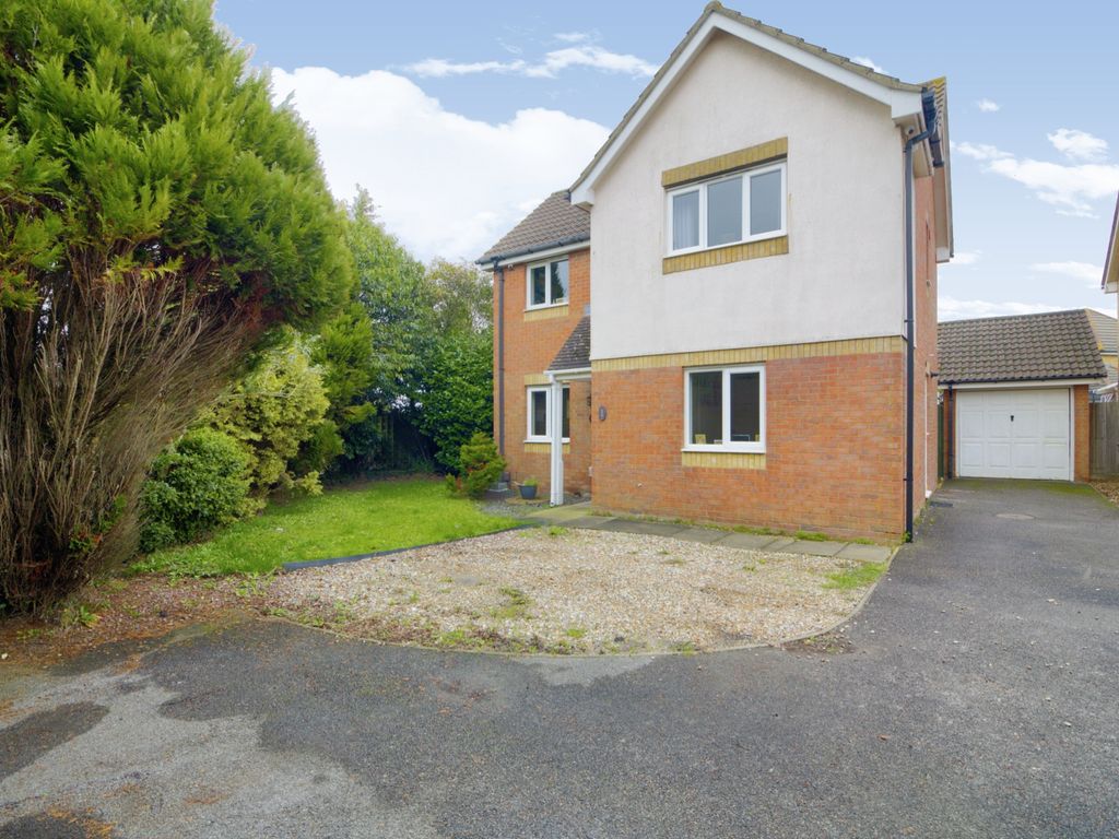 3 bed detached house for sale in Saw Lodge Field, Kingsnorth, Ashford