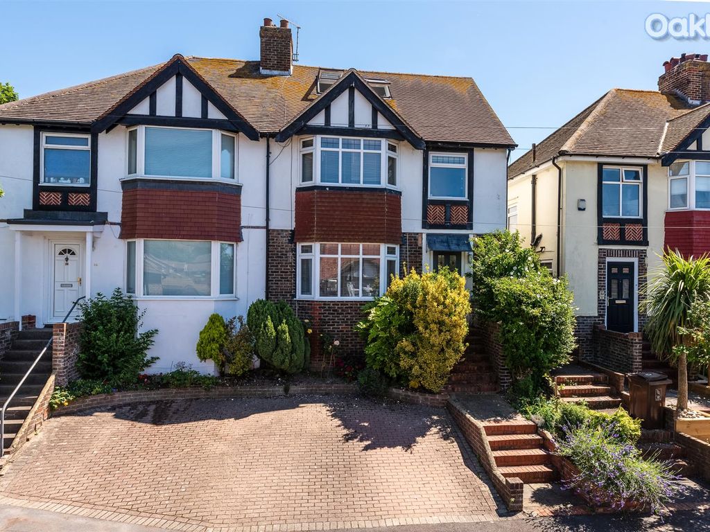 4 bed property for sale in Reading Road, Brighton BN2 Zoopla