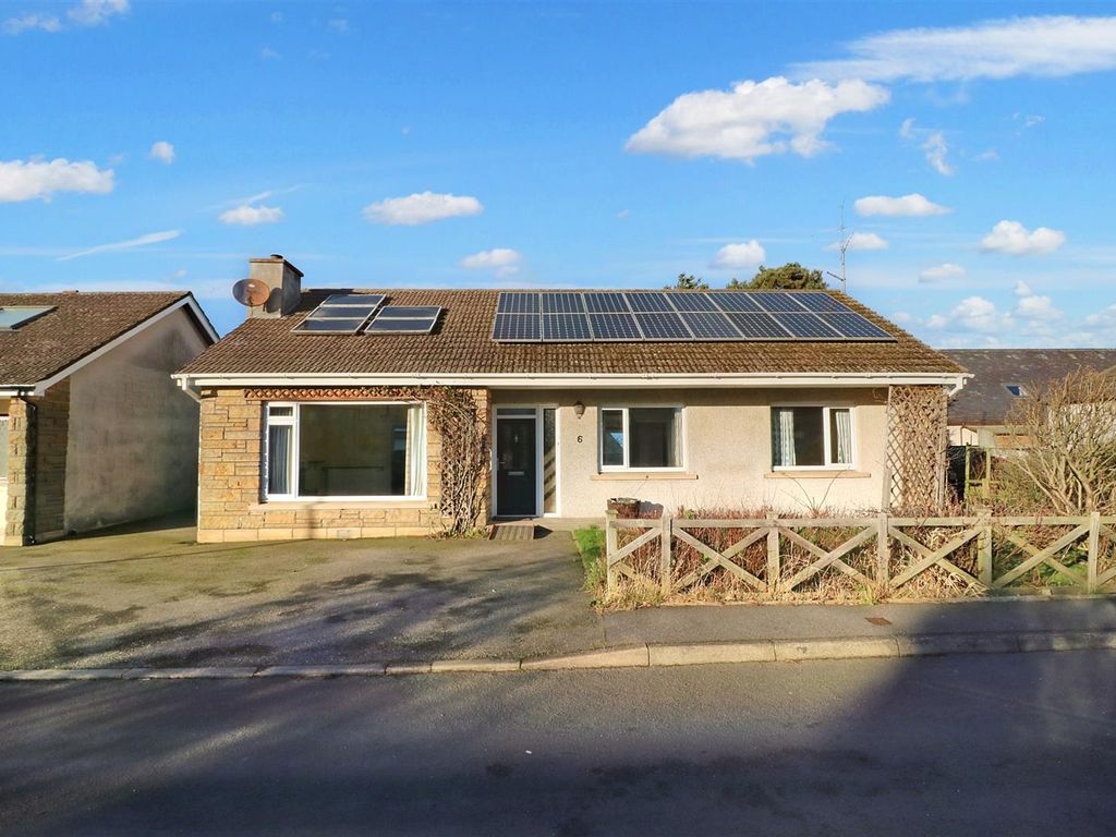 4 bed detached house for sale in Hedge Road, Garmouth, Fochabers IV32, £260,000 Zoopla