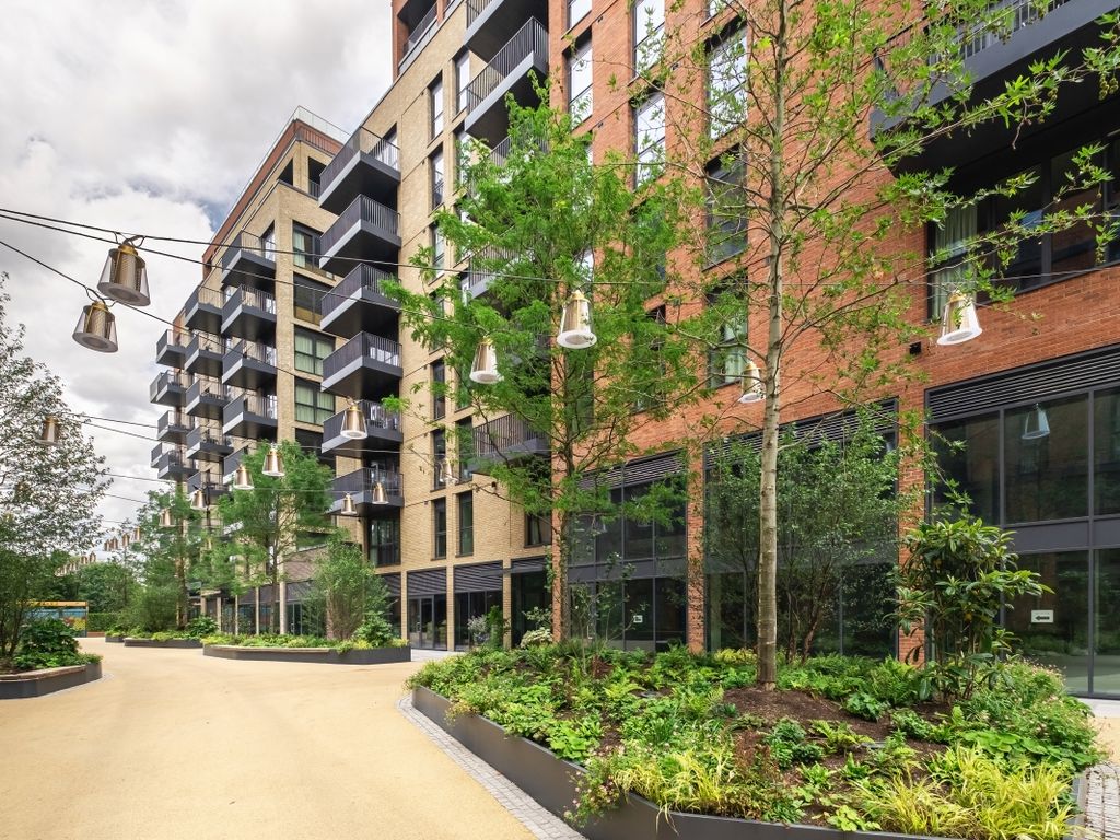 2 bed flat to rent in The Sessile, 18 Ashley Road, Tottenham Hale N17