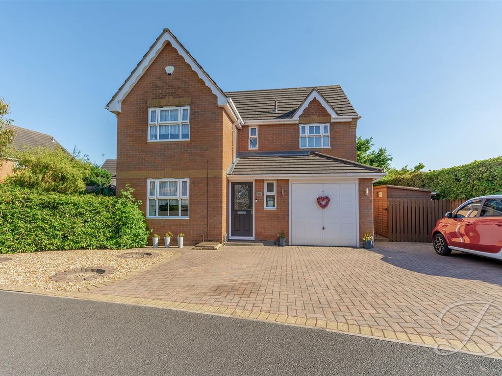 4 bed detached house for sale in Whitegates Way, Huthwaite, SuttonIn