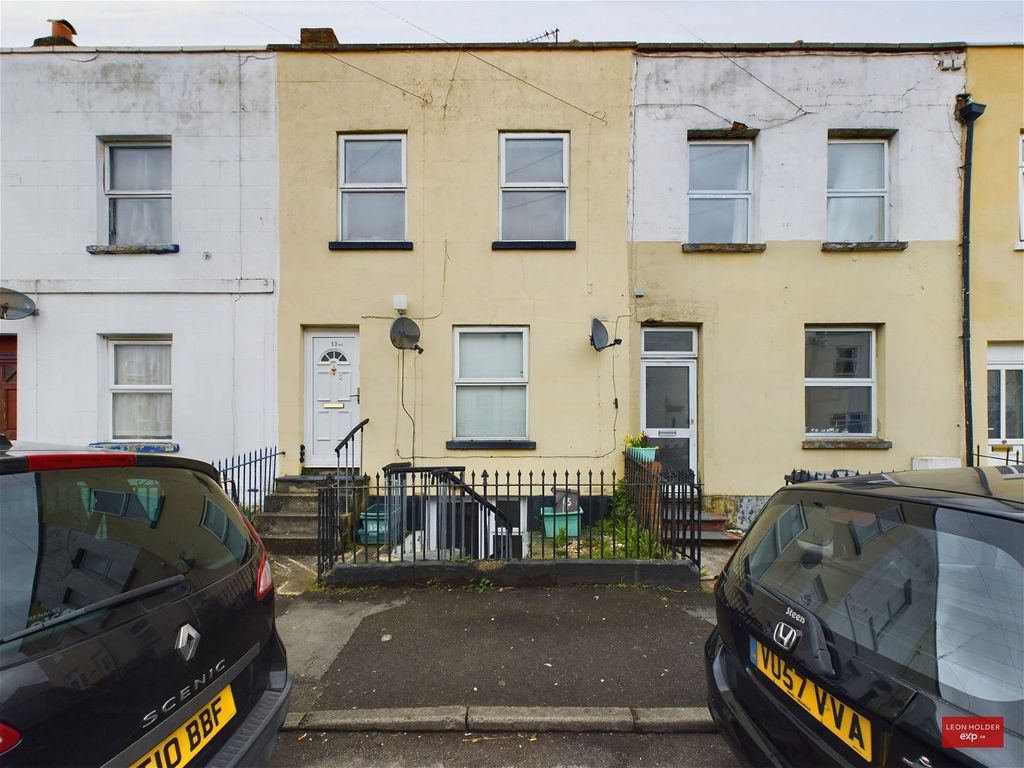 1 bed flat for sale in Ryecroft Street, Gloucester GL1, £55,000 Zoopla