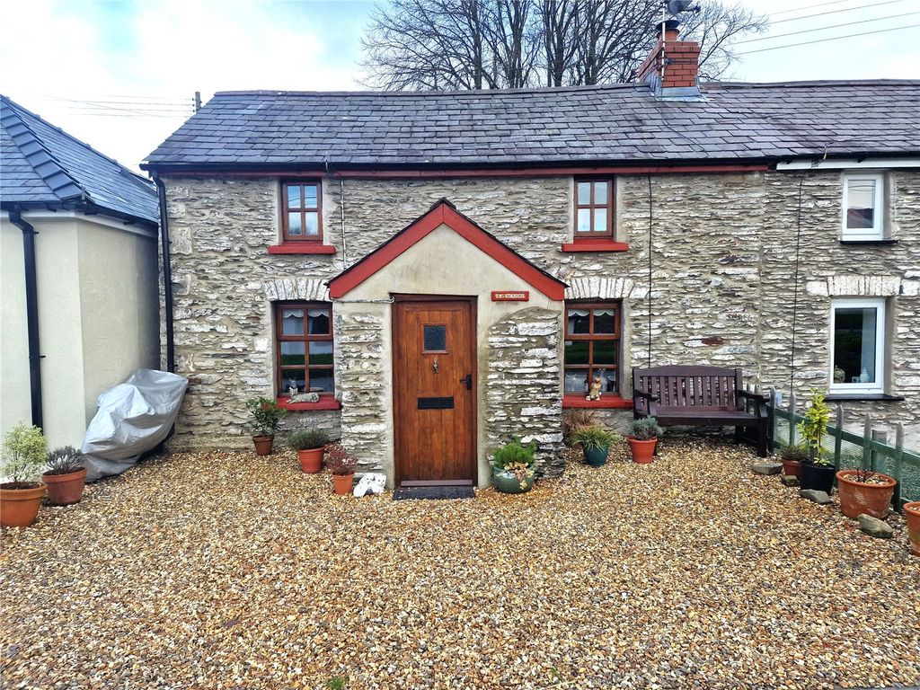 1 bed semidetached house for sale in Talgarreg, Llandysul, Ceredigion