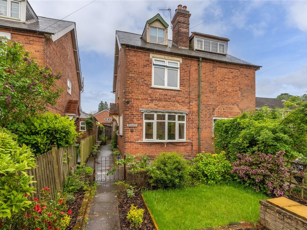 4 bed terraced house for sale in Oaken Lanes, Codsall, Wolverhampton, Staffordshire WV8, £