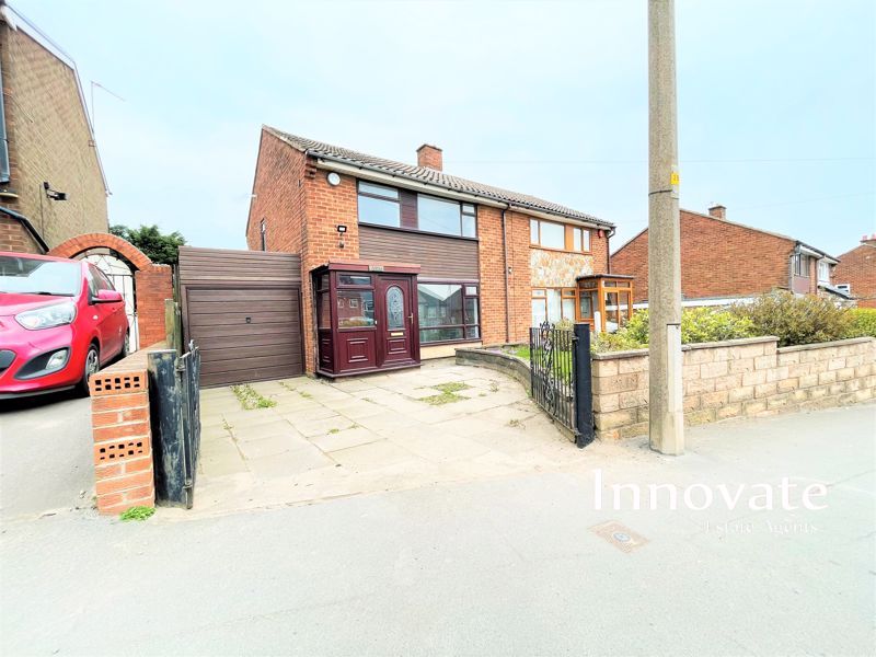 3 bed semidetached house to rent in Newbury Lane, Oldbury B69, £950