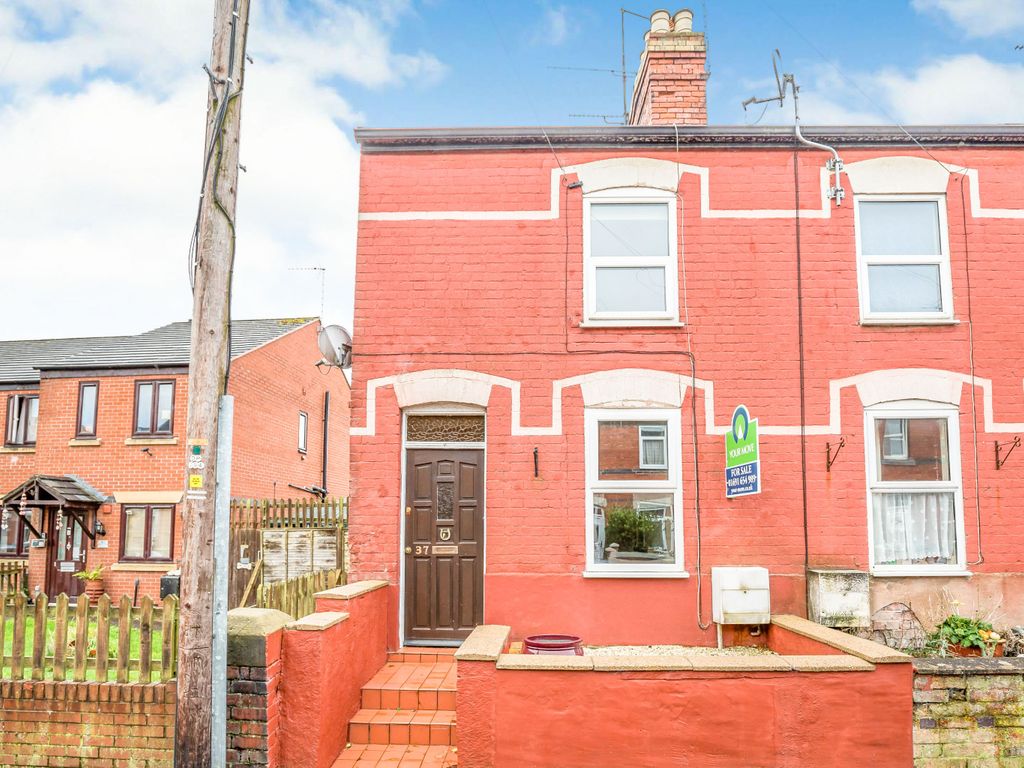 2 bed end terrace house for sale in Albert Road, Oswestry, Shropshire