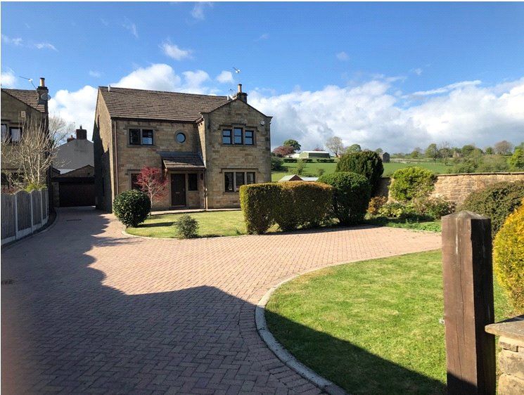 4 bed detached house to rent in The Spinney, Grindleton Road