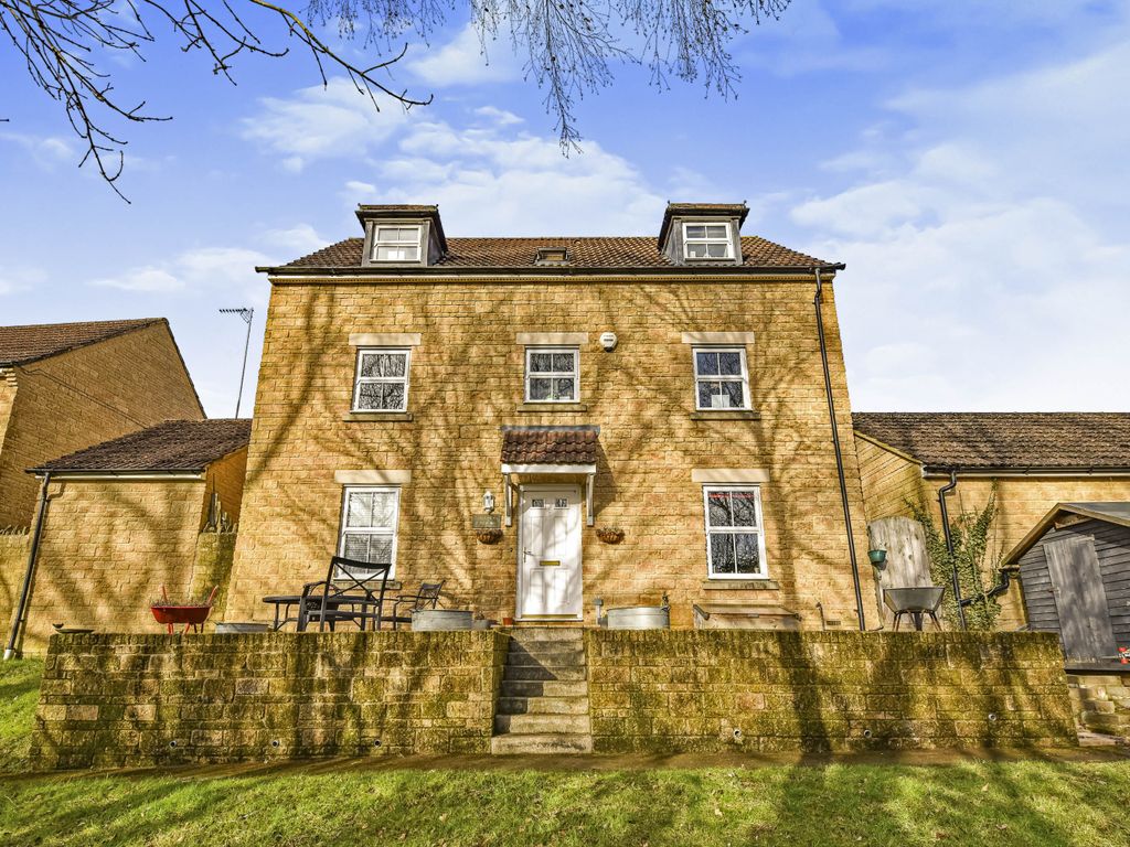 5 bed detached house for sale in Yew Way, Corsham SN13 Zoopla
