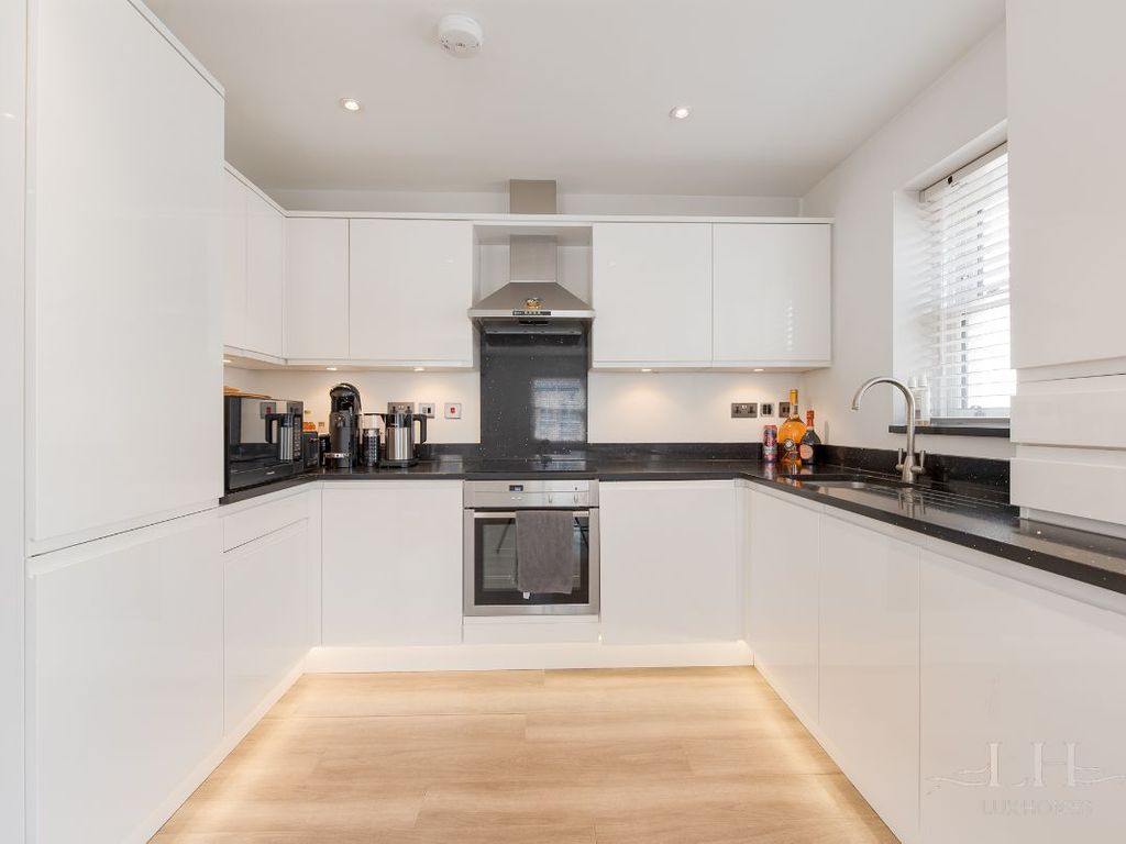 Ropers Yard, Hart Street, Brentwood CM14  