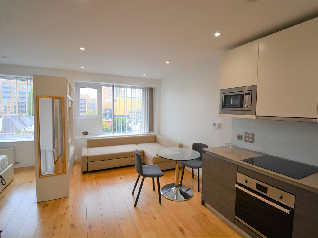 Studio for sale in Balfour Road, Hounslow TW3, £209,950 Zoopla