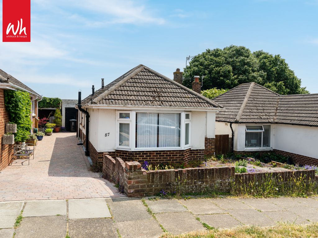 2 bed detached bungalow for sale in Graham Crescent, Portslade