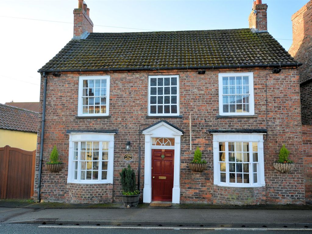 3 bed detached house for sale in Lindum House, Main Street, Bubwith YO8