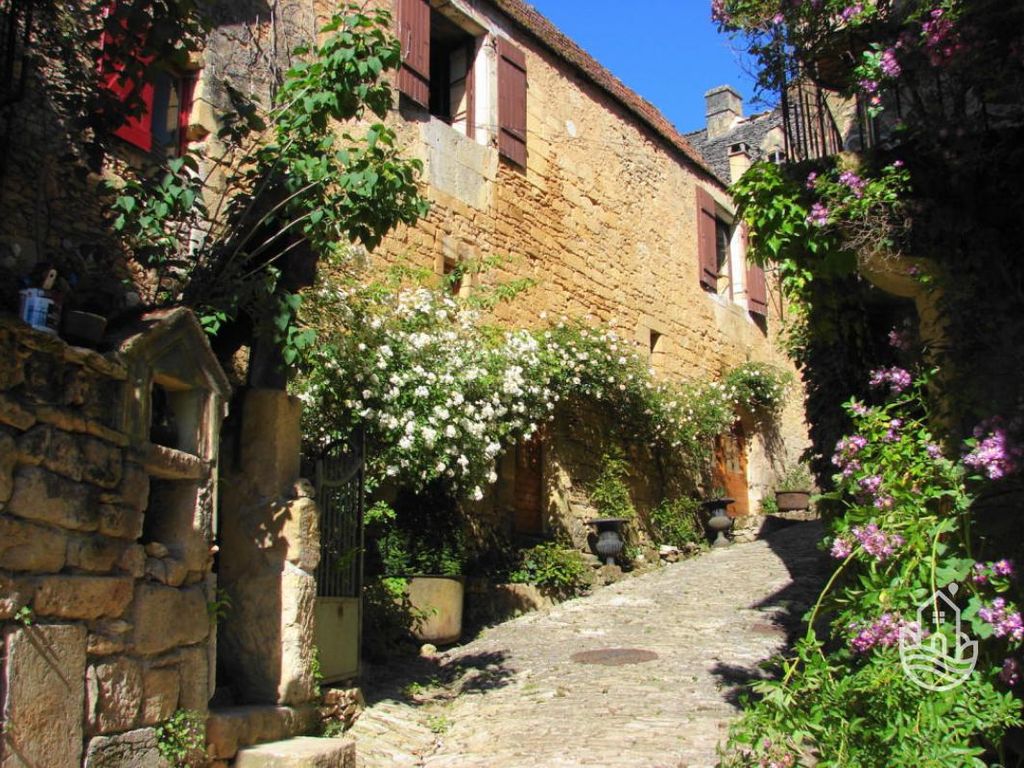 3 bed property for sale in SaintCyprien, Aquitaine, 24220, France, £