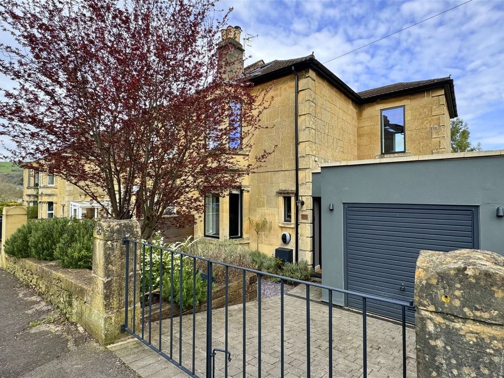 4 bed semidetached house for sale in Fairfield Park Road, Bath BA1, £