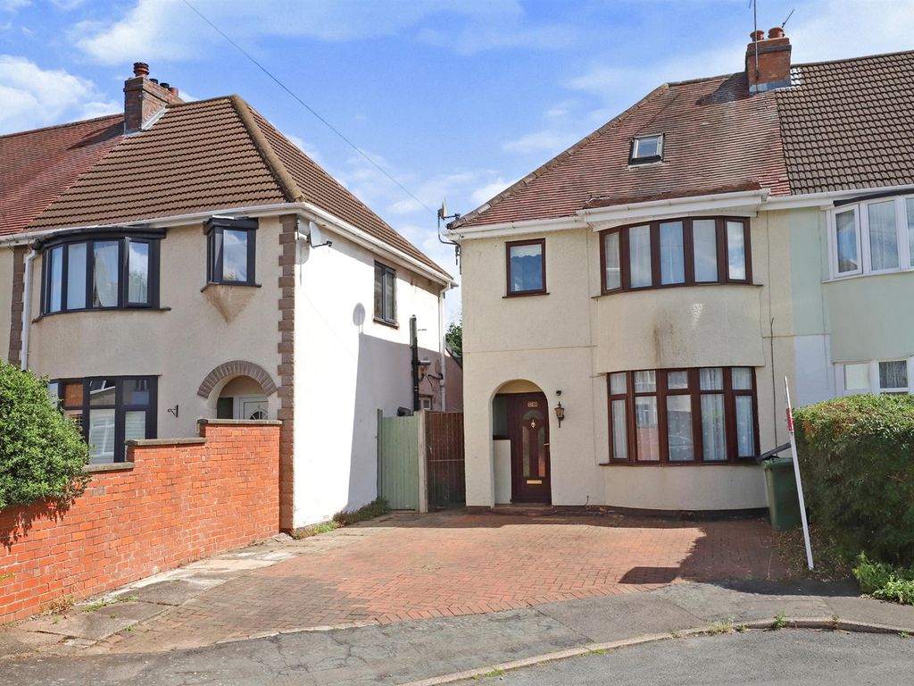 3 bed end terrace house for sale in Highfield Road, Kidderminster DY10