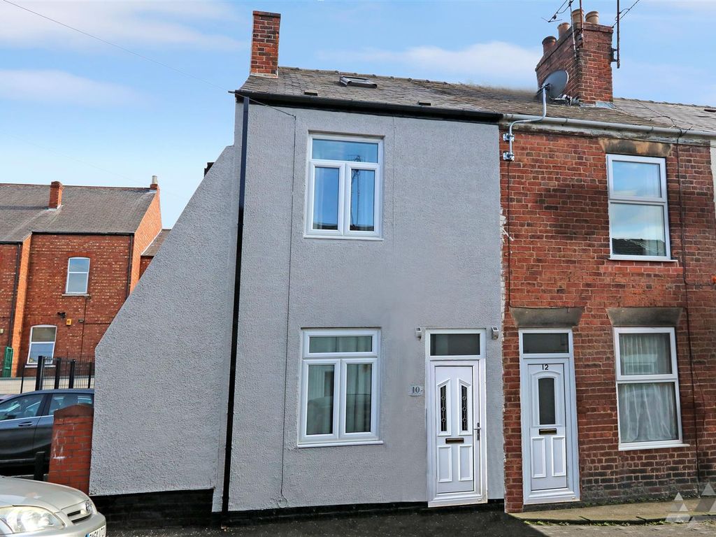 Alma Street West, Brampton, Chesterfield, Derbyshire S40