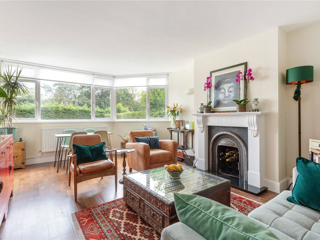 2 bed flat for sale in White Court, 200 West Hill, Putney SW15, £475,000 Zoopla