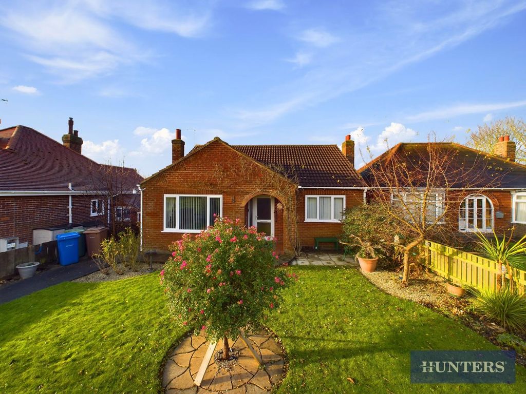 2 bed detached bungalow for sale in The Green, Flamborough, Bridlington