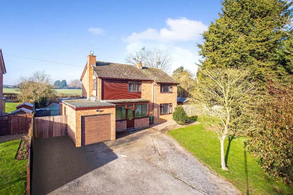 4 bed detached house for sale in Beckford Close, Beckford