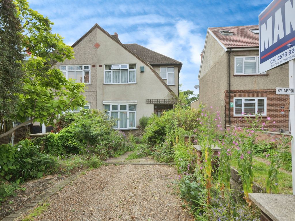 3 bed end terrace house for sale in Kent House Lane, Beckenham BR3, £