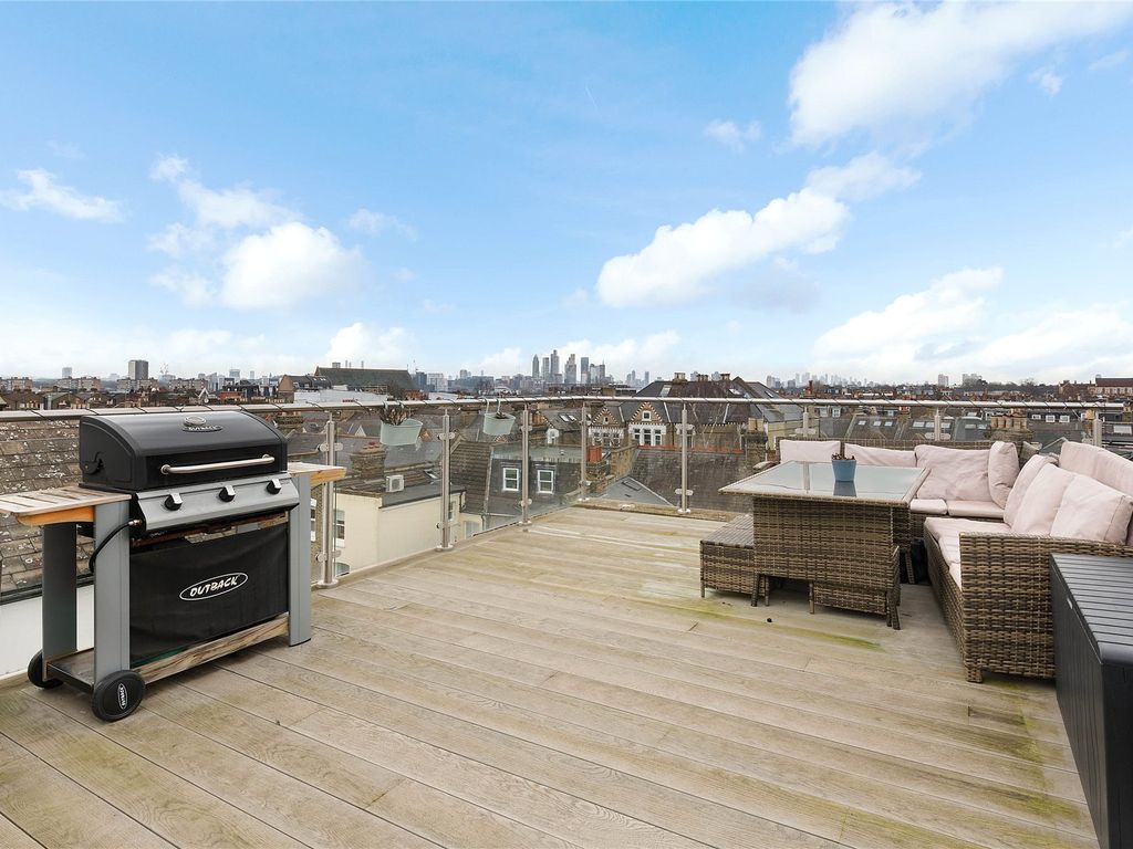 3 bed for sale in Sisters Avenue, London SW11, £840,000 Zoopla