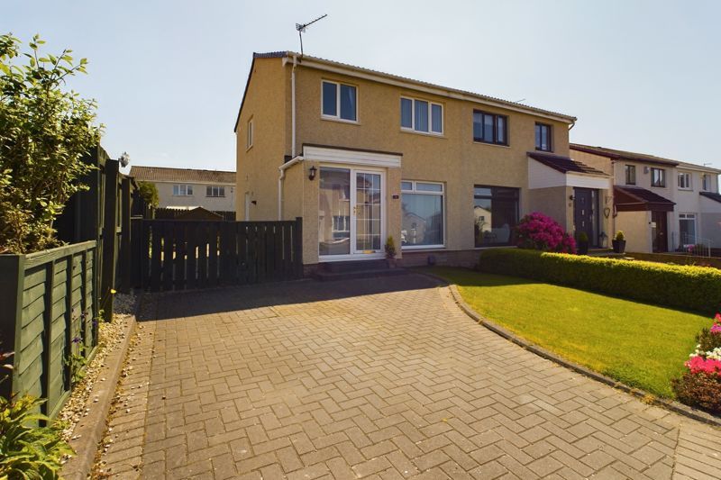 2 bed property for sale in Stonedyke Crescent, Carluke ML8 Zoopla