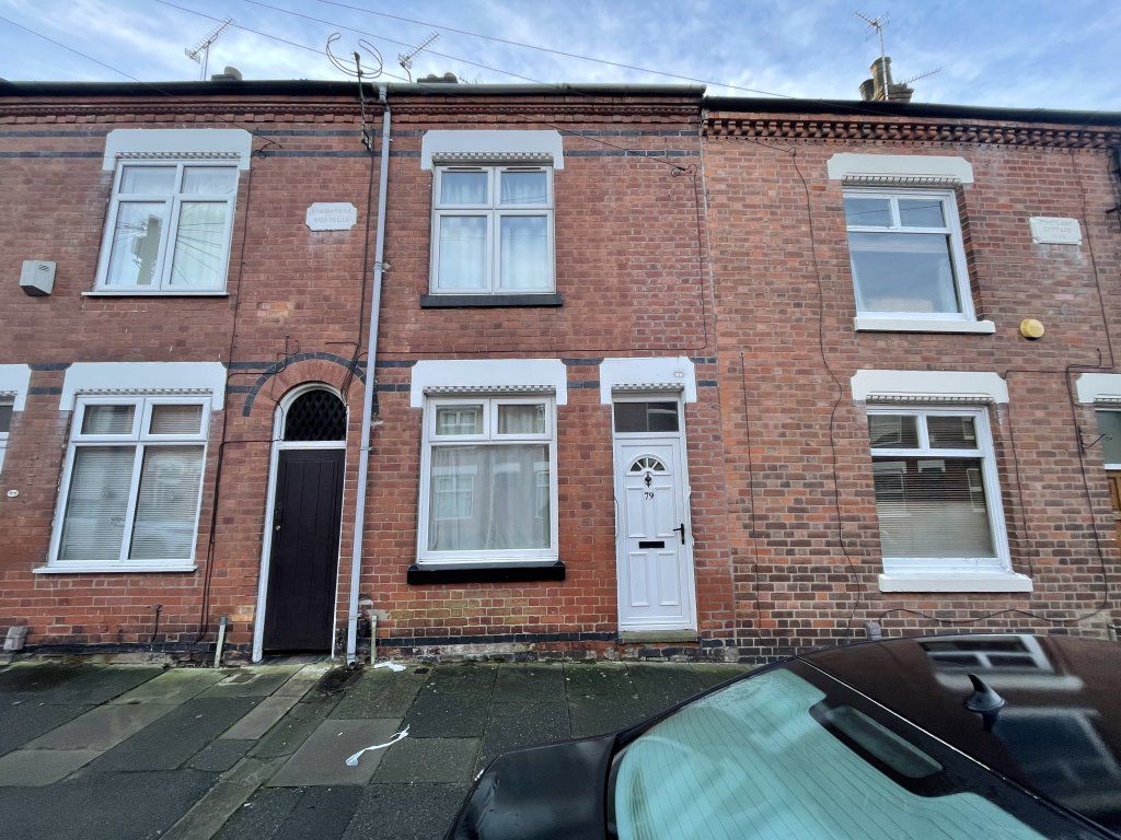 2 bed terraced house to rent in Avenue Road Extension, Leicester LE2, £