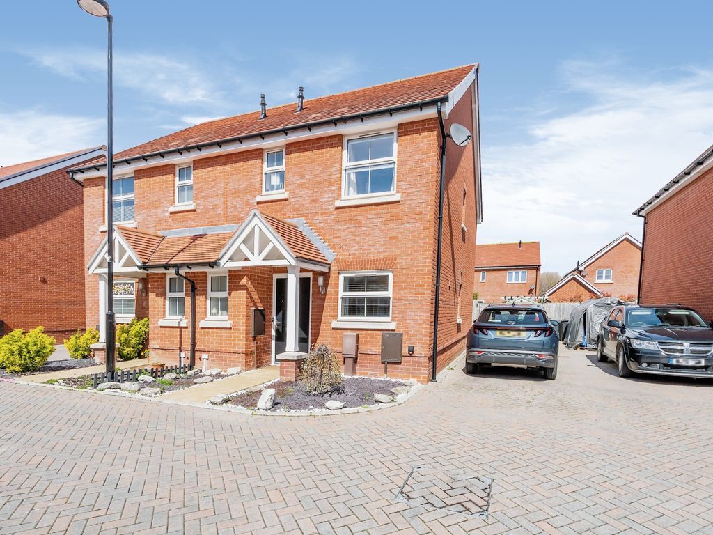 2 bed semidetached house for sale in Hazel Close, Bracklesham Bay