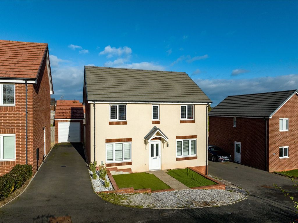 4 bed detached house for sale in Hawling Street, Brockhill, Redditch