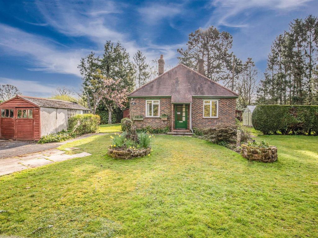 2 bed detached bungalow for sale in Maresfield Park, Maresfield