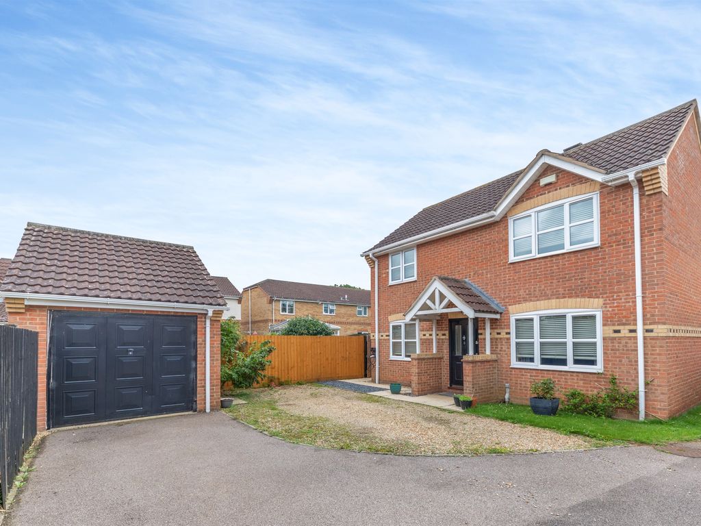3 bed detached house for sale in Sorrel Close, Stamford PE9, £350,000