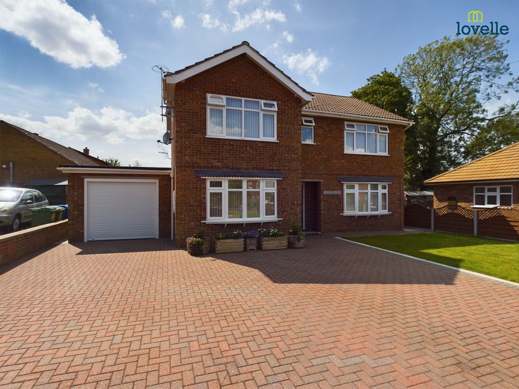 4 bed detached house for sale in Church Street, Middle Rasen LN8, £ ...