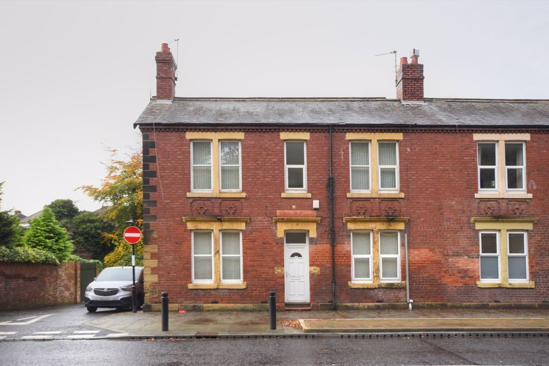 2 bed terraced house for sale in Killingworth Road, South Gosforth