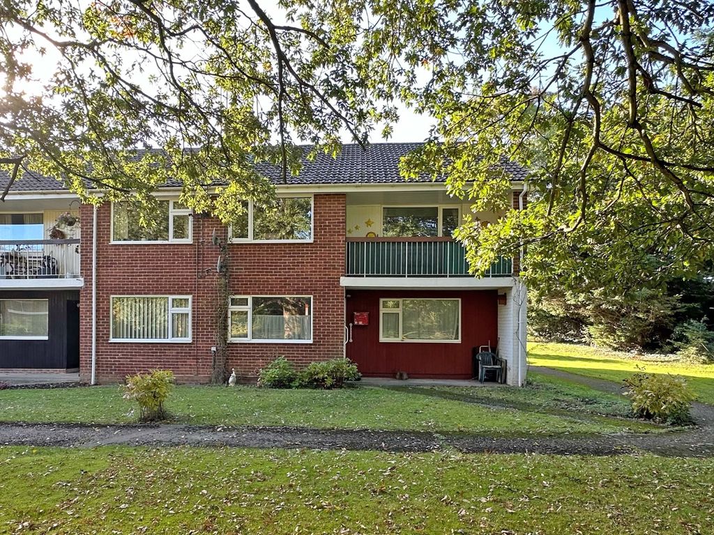 2 bed for sale in Audley Drive, Maidenhead, Berkshire SL6, £